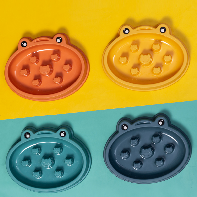 Slow feeder pet bowl